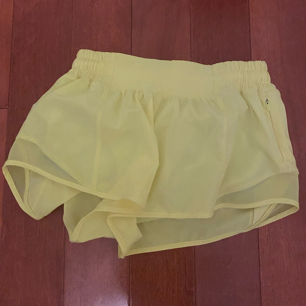 Lululemon hotty hot shorts size 2